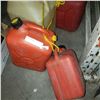 Image 2 : LOT OF JERRY CANS