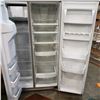 Image 2 : STAINLESS STEEL SIDE BY SIDE GE FRIDGE WITH WATER AND ICE DISPENSER TESTED AND WORKING GUARANTEED