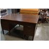Image 2 : ANTIQUE OAK 2 PERSON PEDESTLE DESK