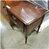 Image 2 : ETHAN ALLEN 2 DRAWER NIGHT STAND