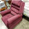 Image 2 : RED GOLDEN TECHNOLOGIES ELECTRIC LIFT CHAIR