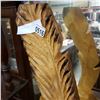 Image 2 : 3FT WOODEN CARVED FEATHER