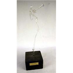 A HAND BLOWN GLASS SCULPTURE OF DIZZY PLAYING THE TRUMPET On a black wooden base with inscribed plaq