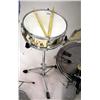 Image 4 : A REMO WEATHER KING AMBASSADOR BATTER USA DRUM AND CYMBALS SET In chrome and brass, four drums, and 