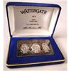 Image 1 : A LIMITED EDITION "WATERGATE" SILVER INGOT Depict