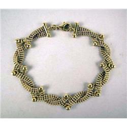 A 14K YELLOW GOLD BRACELET WITH BALL DESIGN Apx. 5.9 dwt.