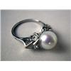 Image 3 : A 14K WHITE GOLD, PEARL, AND DIAMOND RING With on