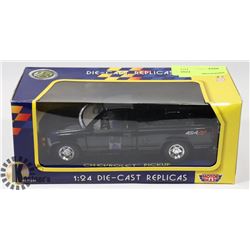 CHEVROLET PICKUP 1:24 DIE CAST TRUCK