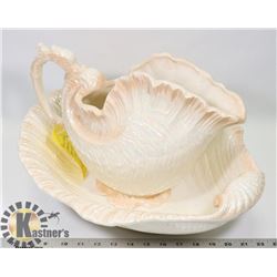 PEARLIZED SEA SHELL STYLE WASH BASIN AND PITCHER