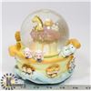 Image 1 : NOAH'S ARK SNOW GLOBE