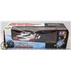Image 1 : NEW RACING MODEL BOAT WITH FULL FUNCTION REMOTE