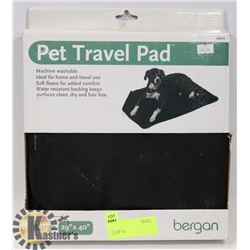 PET TRAVEL PAD - LARGE 29" X 40"