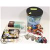 Image 1 : TIN OF ASSORTED COLLECTIBLES INCLUDING NESTING