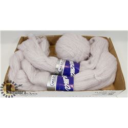 WOOL VISCOSE BLEND YARN FLAT