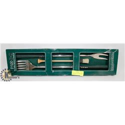 NEW PAR-B-Q GOLF THEMED BBQ UTENSIL SET