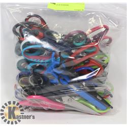 BAG OF SCISSORS