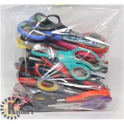 BAG OF SCISSORS