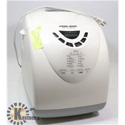 BLACK AND DECKER BREAD MACHINE
