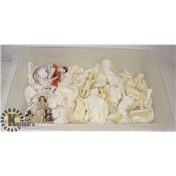 BOX OF VINTAGE ROMAN FIGURES/STATUES