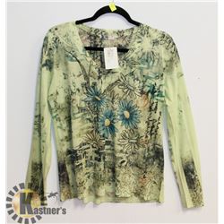 NEW WITH TAG WOMENS SHIRT