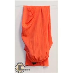 NEW SISLEY SKIRT SIZE 4