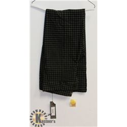 NEW UJA GOLF PANTS SIZE 12