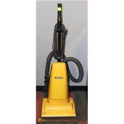 KENMORE UPRIGHT VACUUM