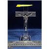 Image 1 : CRYSTAL CRUCIFIX WITH SQUARE BASE.
