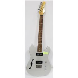 XAVIEXE ELECTRIC CUSTOM SILVER GUITAR WITH HARD