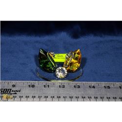 PAIR OF CRYSTAL COLORED SWANS.