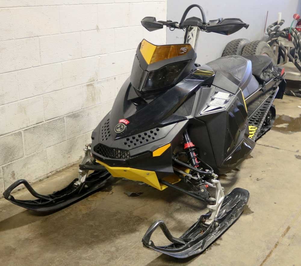 2010-ski-doo-renegade-backcountry-x