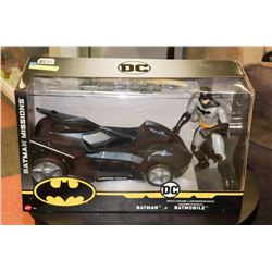 NEW IN BOX DC BATMAN & BATMOBILE MISSLE