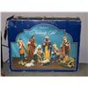 Image 1 : 10 PIECE CHRISTMAS NATIVITY SET