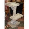 Image 1 : 2 TIER 2 TONE 38"H CAT TREE.