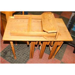 VINTAGE WOODEN COFFEE TABLE W/  4 FOLDING