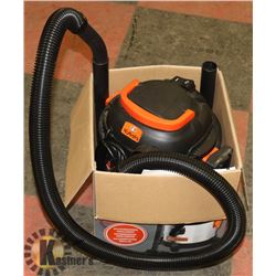 KUBOTA SHOP VAC W/ ACCESORIES, ORIGINAL BOX