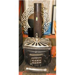 VINTAGE CAST IRON FIREPLACE