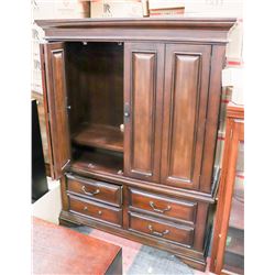 LARGE WOOD 2 PC TV ENTERTAINMENT CABINET