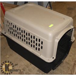LARGE DOG CRATE.
