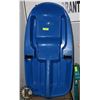 Image 1 : CHILDREN'S SNOW SLED
