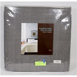 NEW HUDSON PARK COLLECTION CHEVRON BLANKET