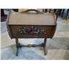 Image 1 : WOOD NEWSPAPER STAND