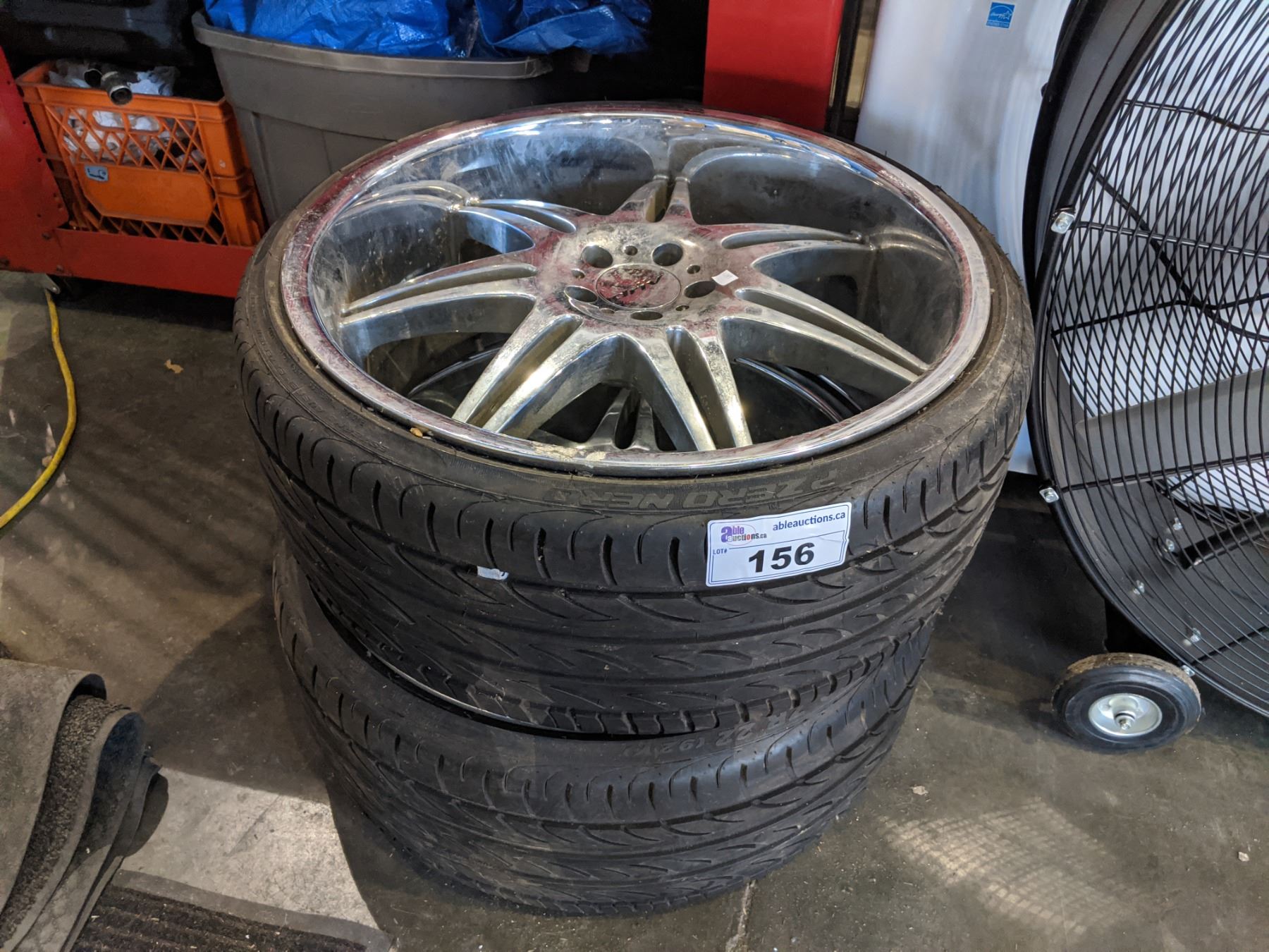 PAIR OF DRIVE P ZERO NERO 245/30 ZR 22 TIRES