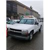 Image 2 : 2001 CHEVROLET SILVERADO 1500 PICK UP TRUCK, WHITE, VIN # 1GCEC14V01E249024, 137327 KMS, GASOLINE,