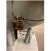 Image 10 : Bridgeport 2 HP Series I Mill w/ DRO