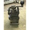 Image 2 : 1-1/2" Capacity Tool Post, No info on unit