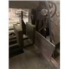 Image 4 : 15" x 17" WF Wells & Sons Automatic Bandsaw