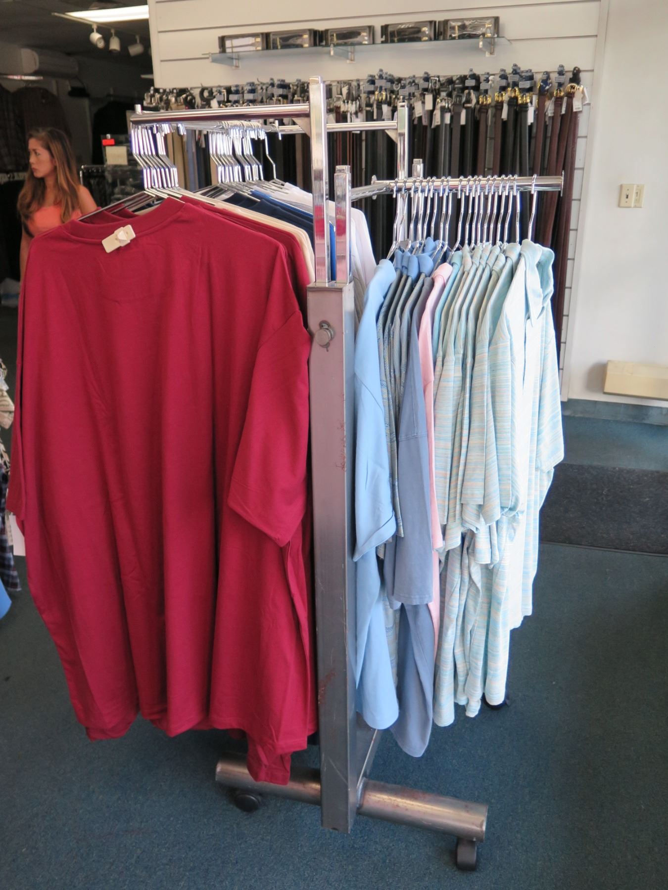 Metal Adjustable 2-Rack Clothing Display on Wheels (fixture only) - Oahu Auctions