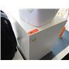 Image 3 : Tall White Laminate Display Block Pedestal