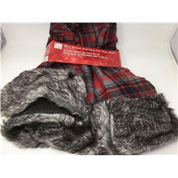 60 inch Tartan and Faux Fur Tree Skirt
